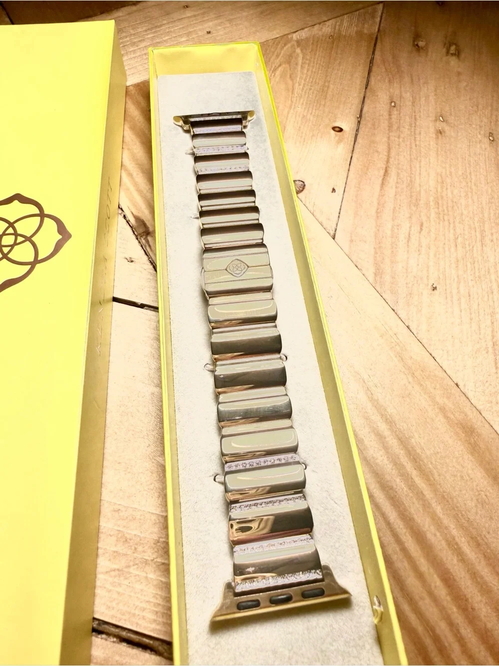 Kendra Scott Crystal Gold Leanor Smart Watch band with Metal Link Bracelet